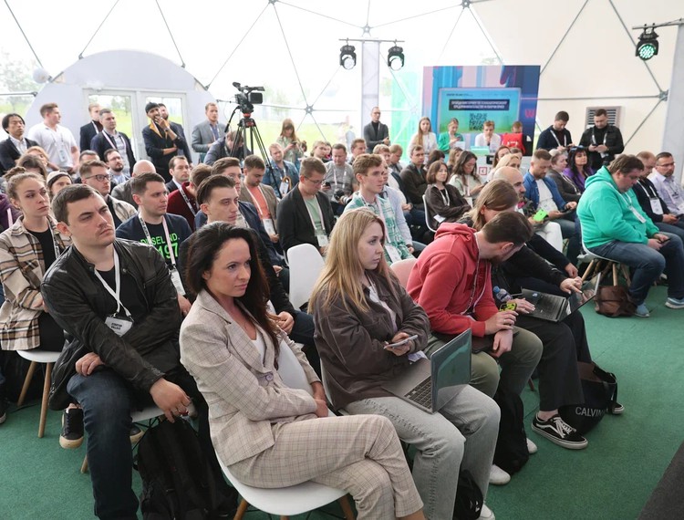 Институты группы развития ВЭБ.РФ рассказали о мерах господдержки на Startup Village — фотография 4