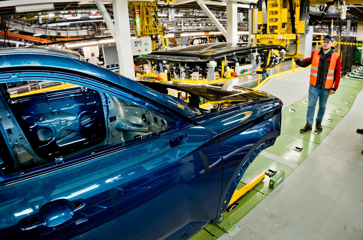 АВТОВАЗ переходит на российское инженерное ПО — обложка
