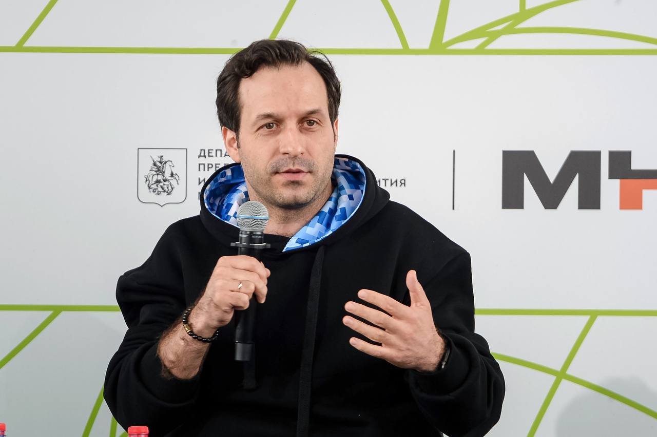 Меры господдержки ИТ-стартапов: РФРИТ на Startup Village-2023 — обложка